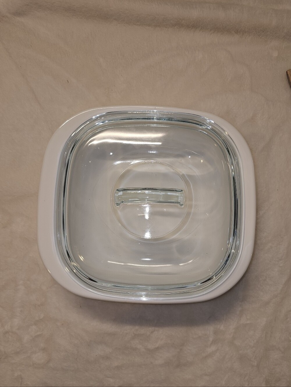 Corningware Simply Lite 2.5 Qt White Glass Covered Casserole Dish